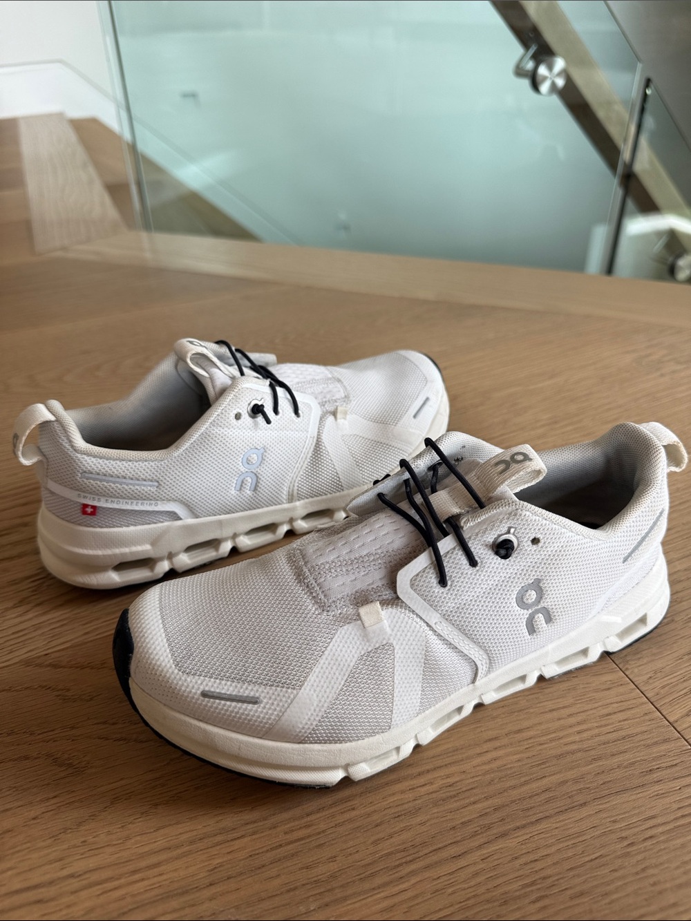 On Running Kids White and Black Cloud-Style Sneakers